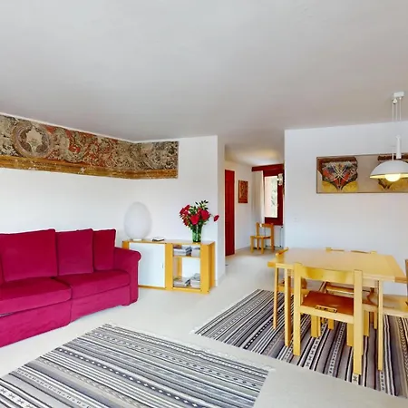 Abitaziun Quadratscha 22 - *